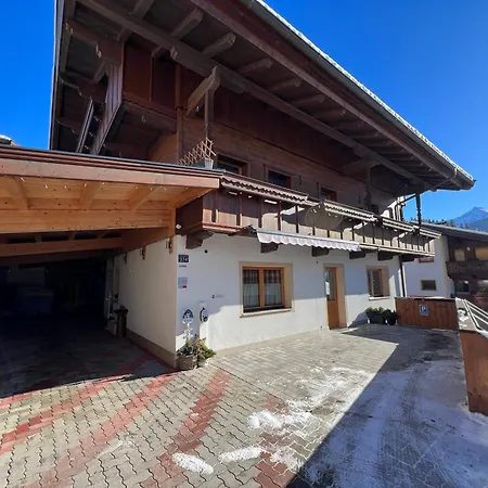 Unterfeld Apartment *